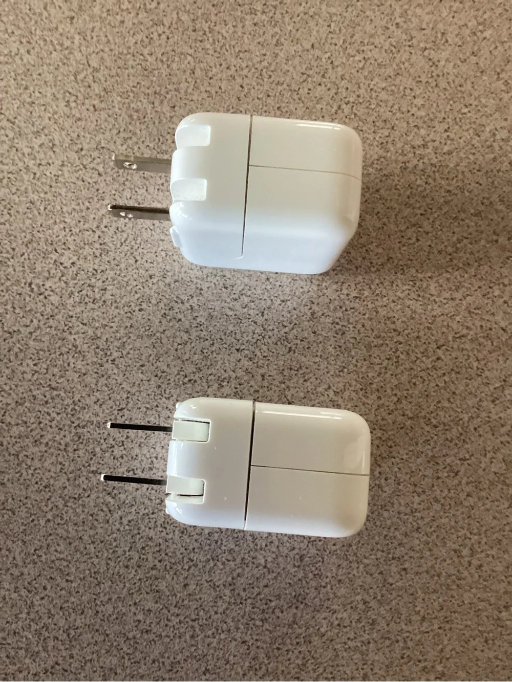 Set of TWO Apple 10W USB Power Adapters / Charging Cubes for iPad and iPhone